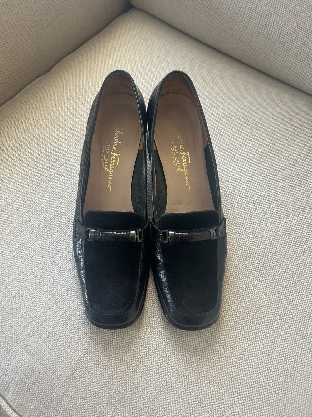 Vintage Salvatore Ferragamo Boutique Black Croc Embossed Loafers 10B